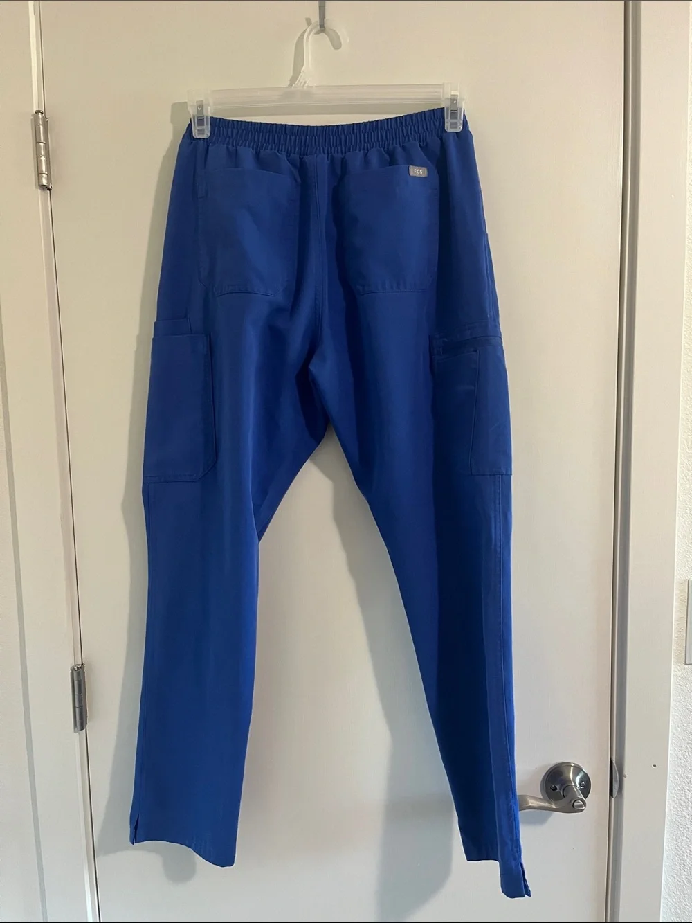 Figs Men's Drawstring Scrub Pants in Royal Blue